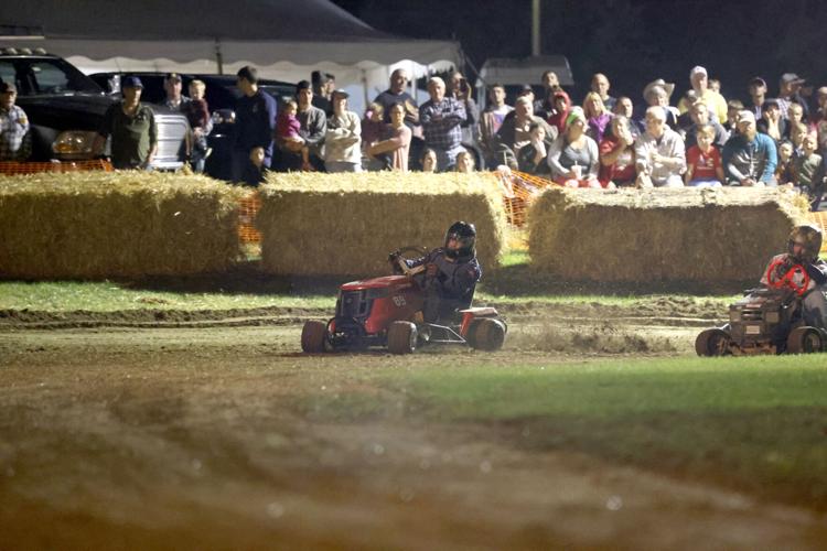 092424lawnmowerraces-9.jpg