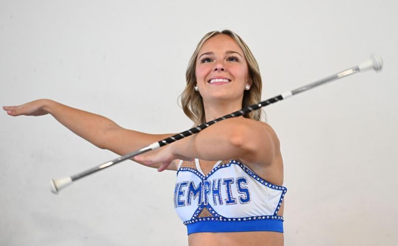 Baton Twirlers 0006.JPG