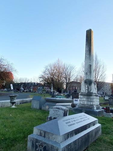 Reynolds graves 2.jpg