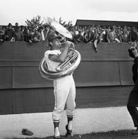 Bob Uecker made entertaining stop as banquet speaker in Lancaster in 1972