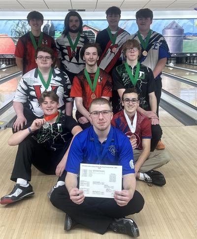 Boys bowling group shot
